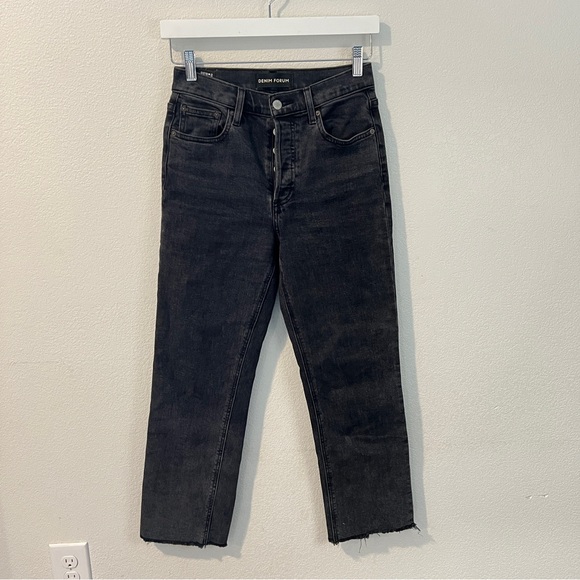 Aritzia Denim Forum The Arlo High Rise Straight Jean‎ Cutoff Hem Washed Black - Picture 2 of 15
